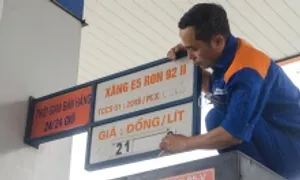 Giá xăng về sát 21.000 đồng một lít
