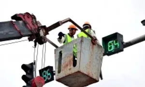 Điều khiển đèn giao thông ở Hà Nội bằng AI