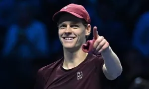 Sinner đi vào lịch sử ATP